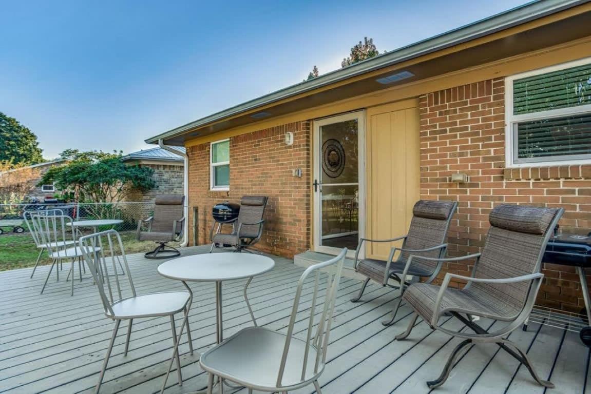 Brilliant In Bellview-Back Unit-- Mins To Nas Pensacola, Beach, Shopping מראה חיצוני תמונה