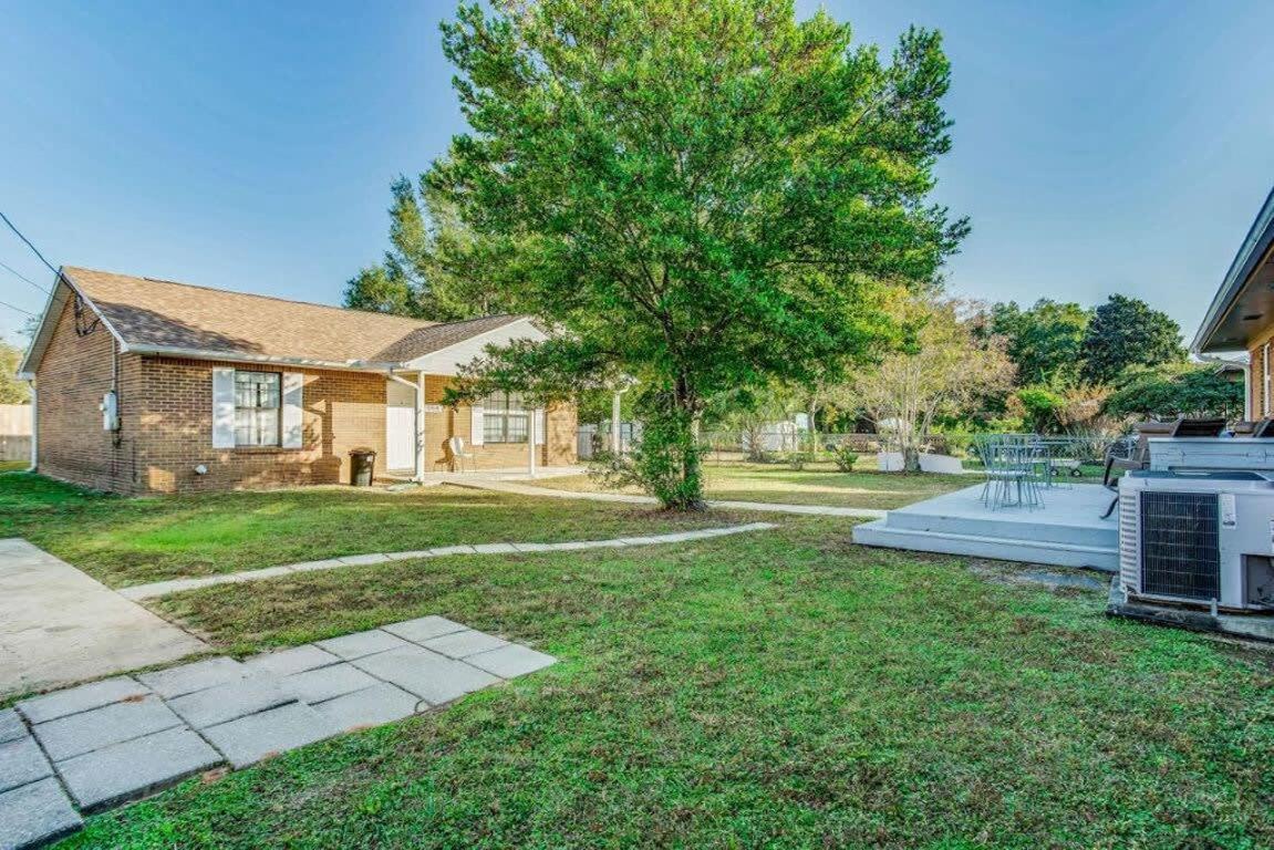 Brilliant In Bellview-Back Unit-- Mins To Nas Pensacola, Beach, Shopping מראה חיצוני תמונה