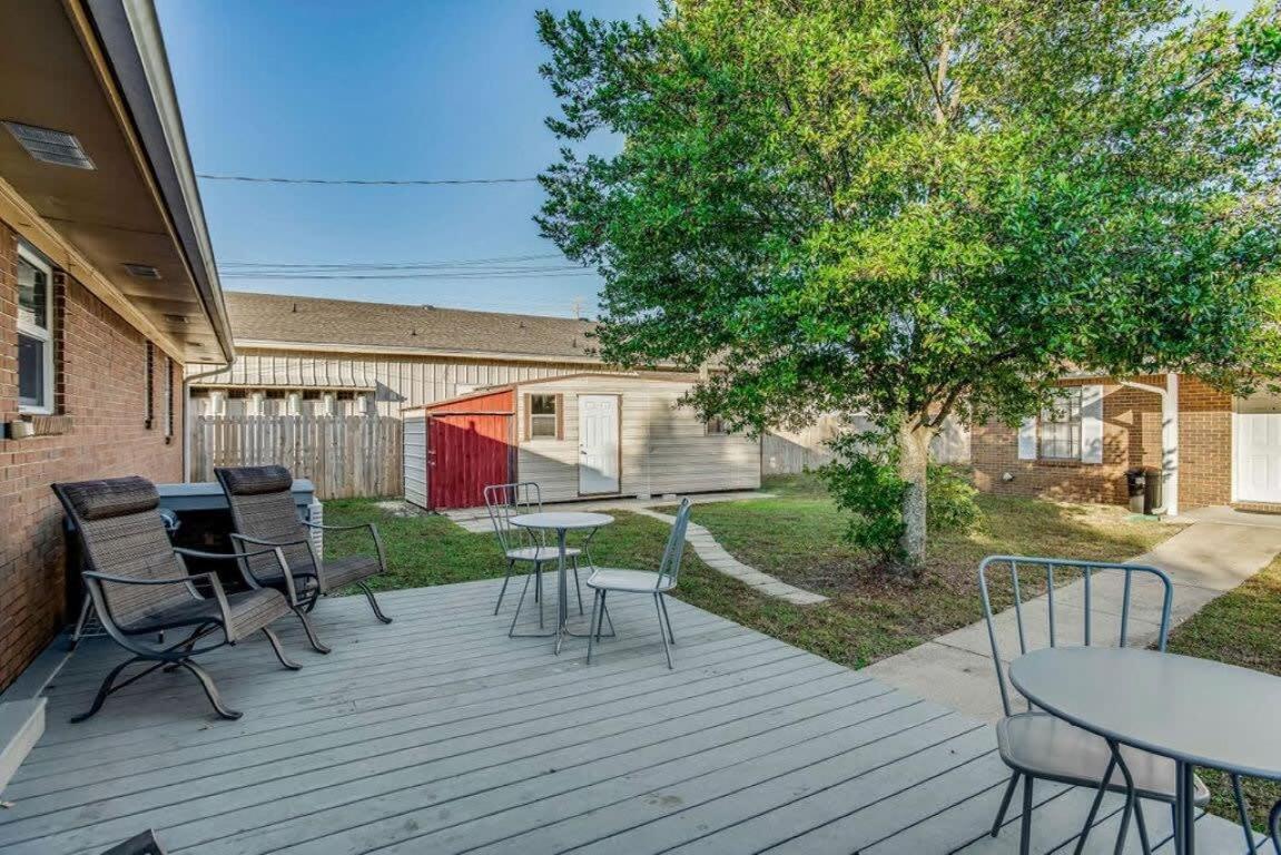 Brilliant In Bellview-Back Unit-- Mins To Nas Pensacola, Beach, Shopping מראה חיצוני תמונה