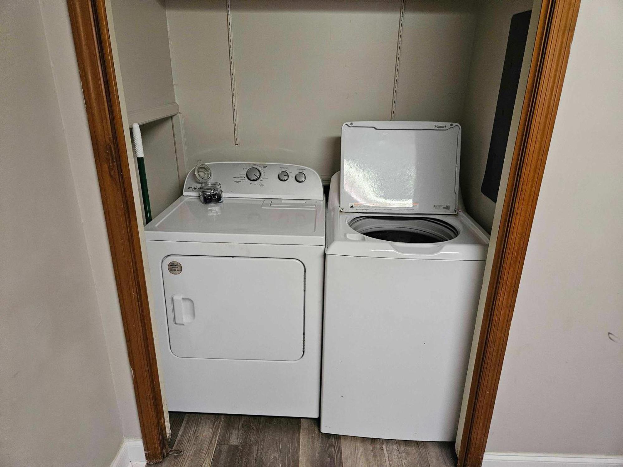 Brilliant In Bellview-Back Unit-- Mins To Nas Pensacola, Beach, Shopping מראה חיצוני תמונה